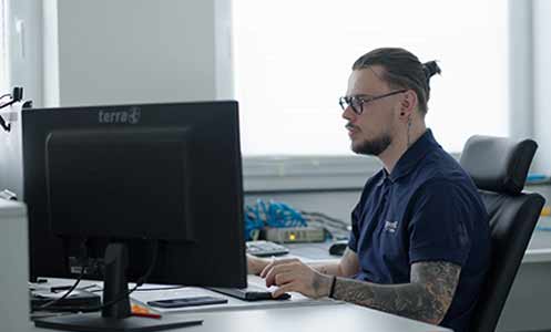 Regelwartung-Patch-Management-powerbit